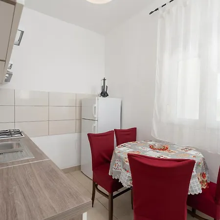 Apartment Snjeza Vir