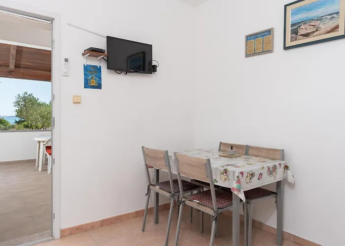 Snjeza Apartment *