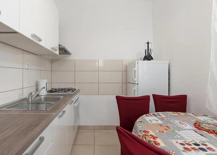 Apartment Snjeza *