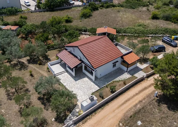 Snjeza Apartment *