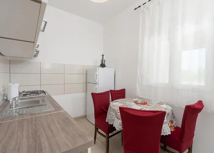 Apartment Snjeza Vir